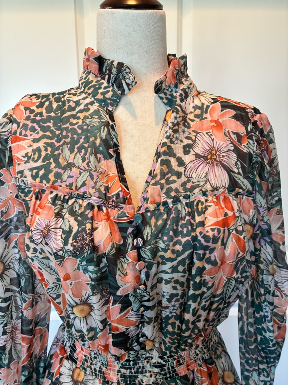 NWT Floral Green and Coral Midi Dress - Lightweight Ruffled Neck